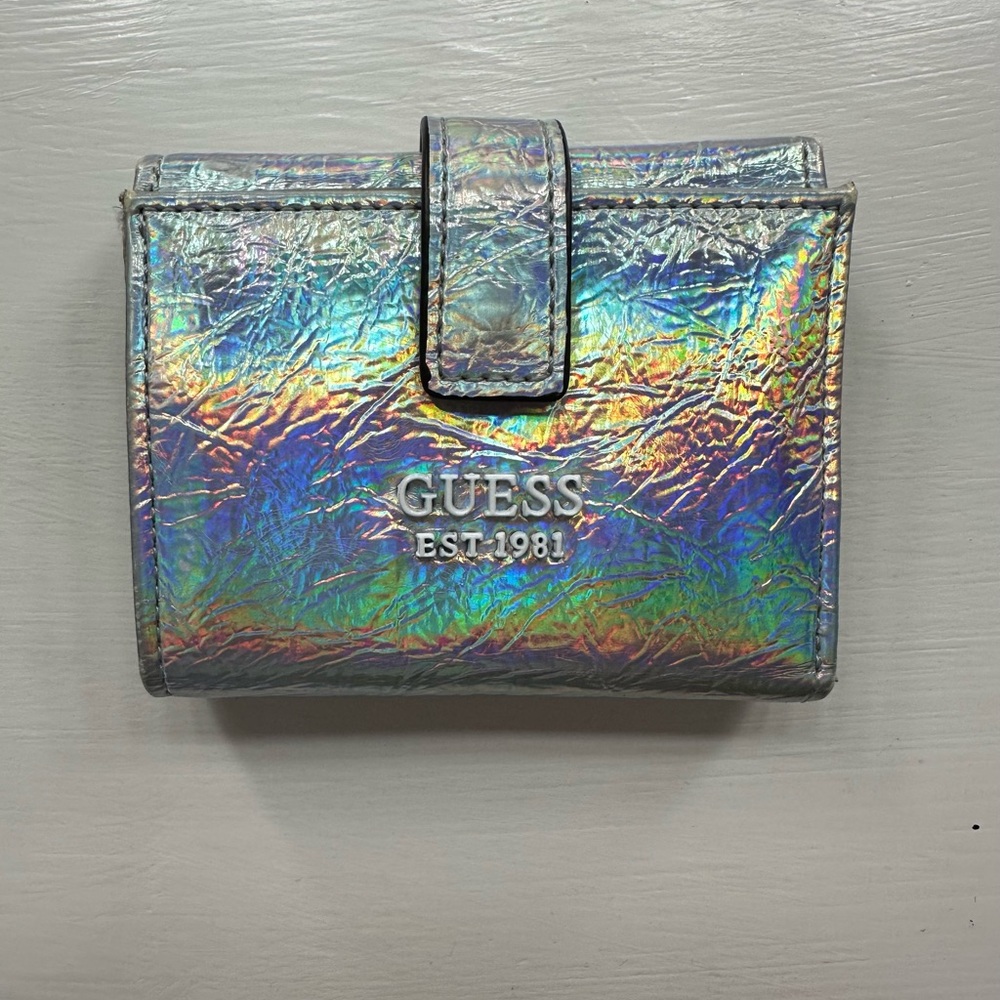 GUESS Wallet